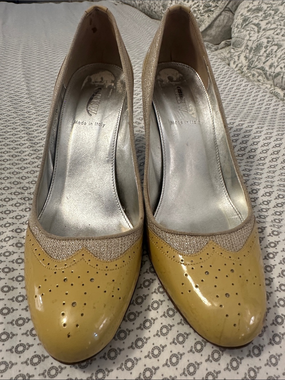 J.Crew Women's Yellow Patent Leather Scalloped Pumps size 8.5